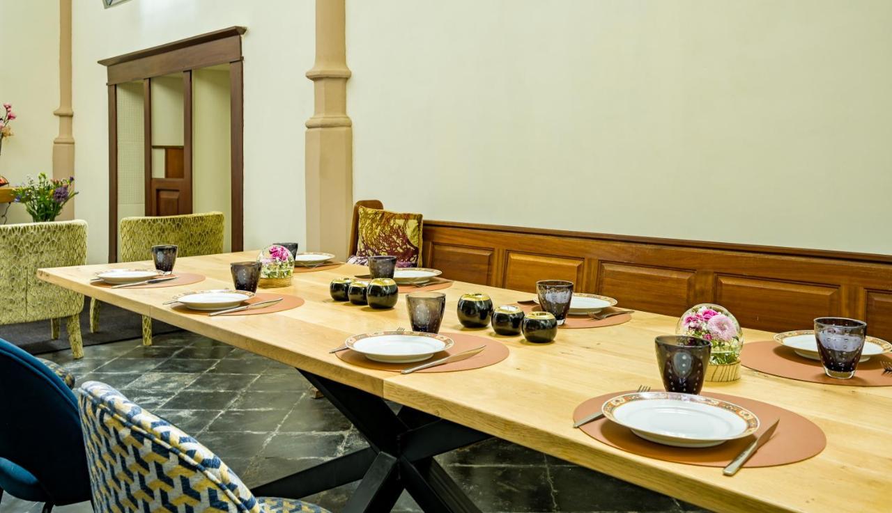 Eglizen Bed & Breakfast Hoofdplaat Bagian luar foto