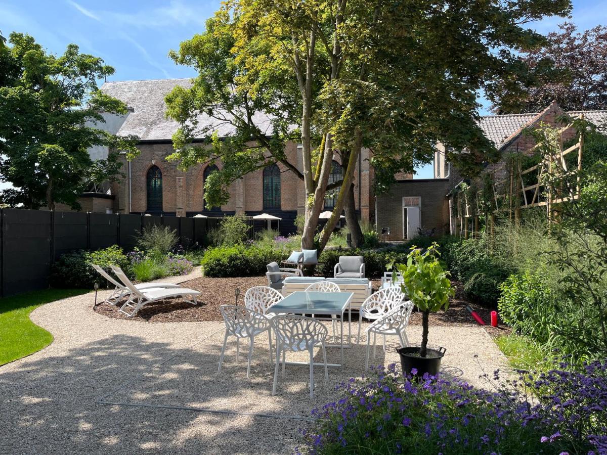 Eglizen Bed & Breakfast Hoofdplaat Bagian luar foto